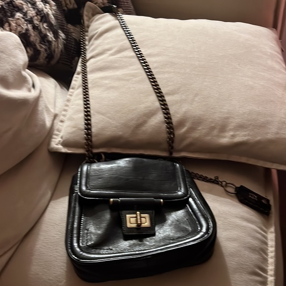 Olivia Harris black genuine leather handbag with chain. - Picture 2 of 6